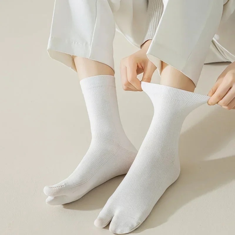 Модные носки в японском стиле  – обзор и цена Toe Sock Split